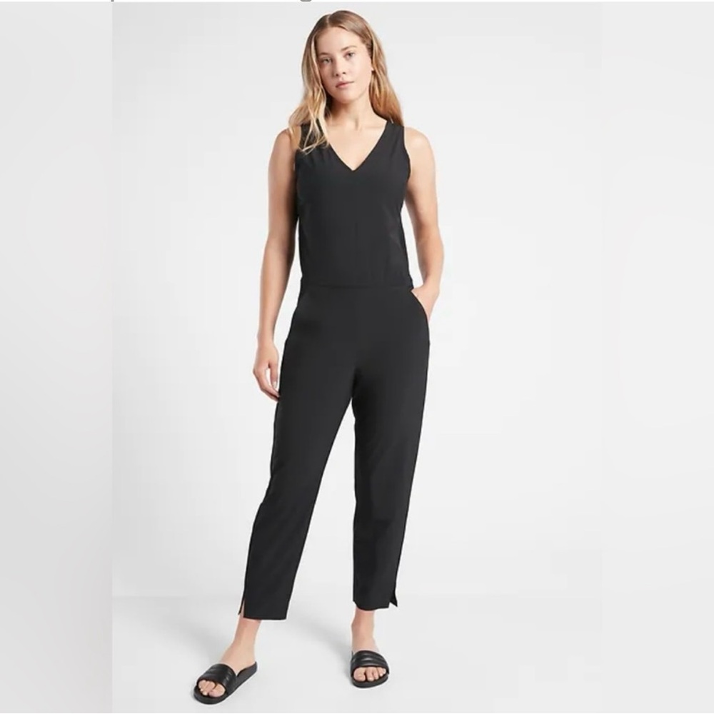 EUC Athleta Brooklyn Romper